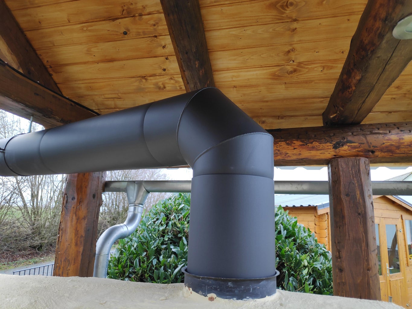 Install Flue Pipe