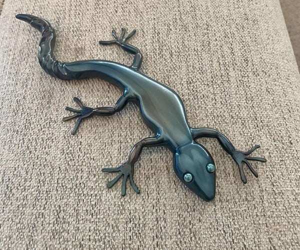 How to Make a Beautiful Lizard From Simple Scrap Metal